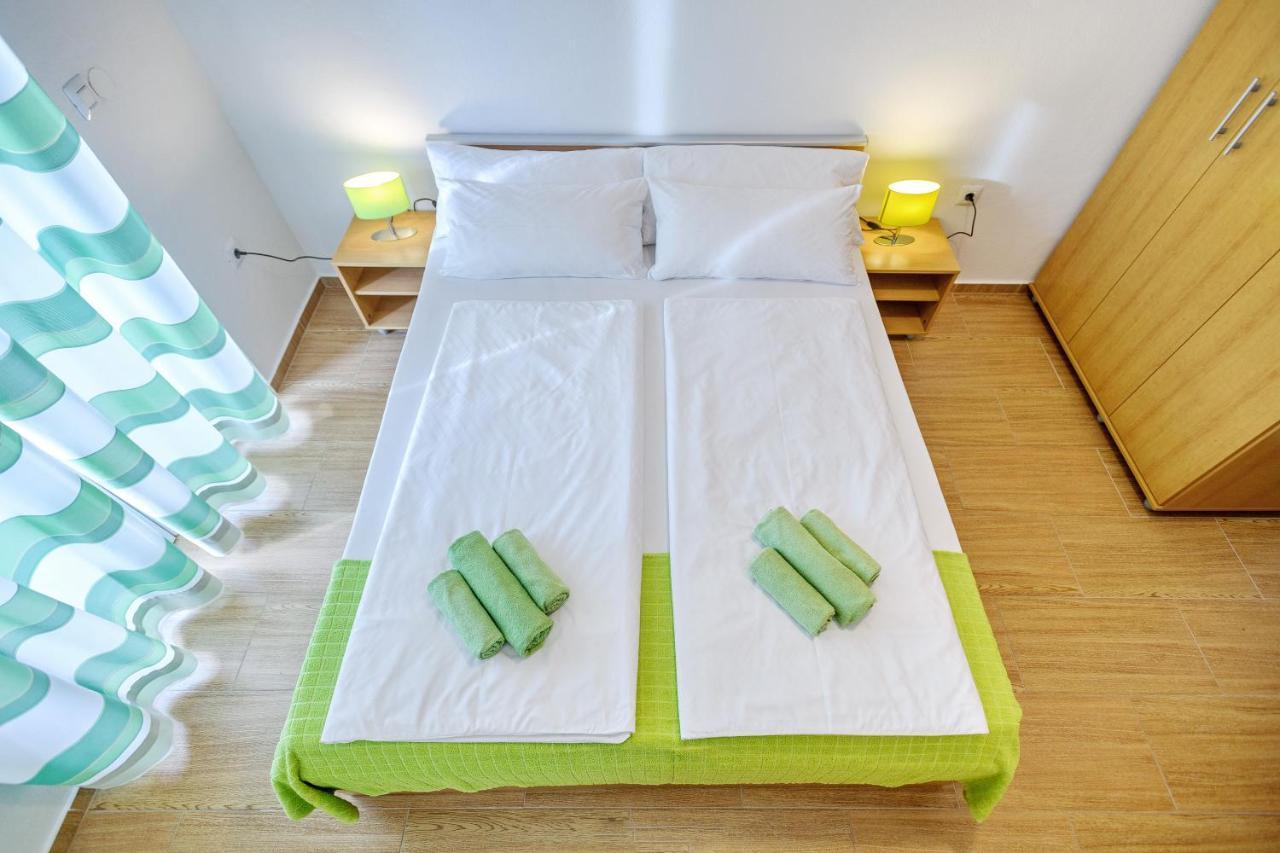 Comfort Apartments In Peaceful Area Zadar - With Garden 外观 照片