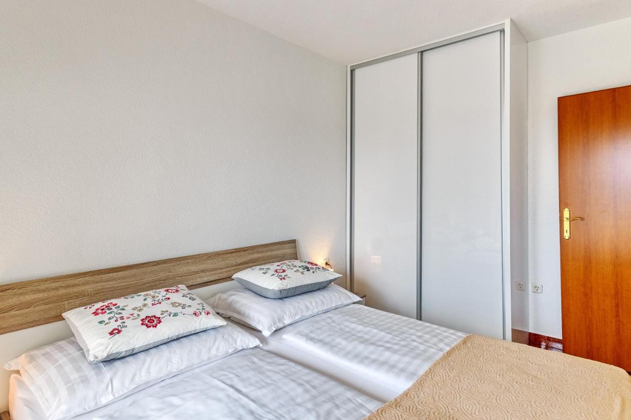 Comfort Apartments In Peaceful Area Zadar - With Garden 外观 照片