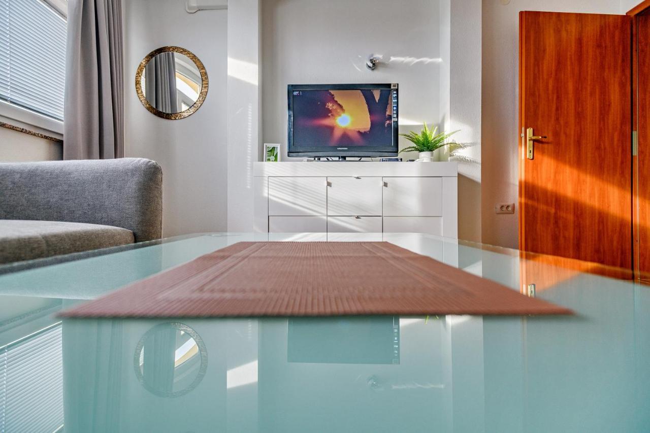 Comfort Apartments In Peaceful Area Zadar - With Garden 外观 照片