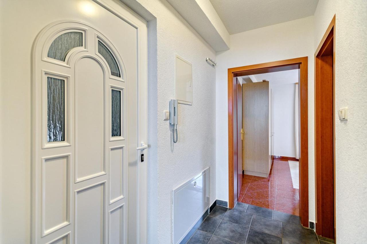 Comfort Apartments In Peaceful Area Zadar - With Garden 外观 照片