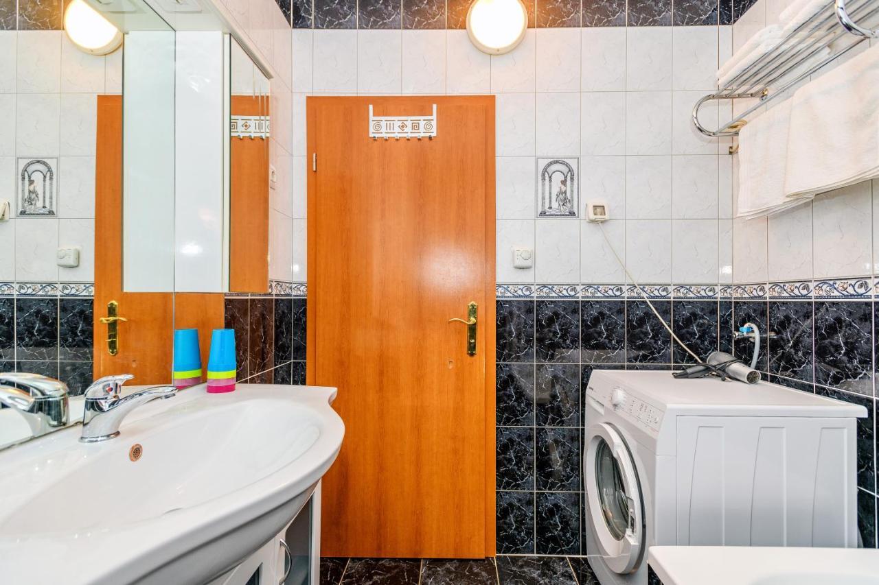 Comfort Apartments In Peaceful Area Zadar - With Garden 外观 照片